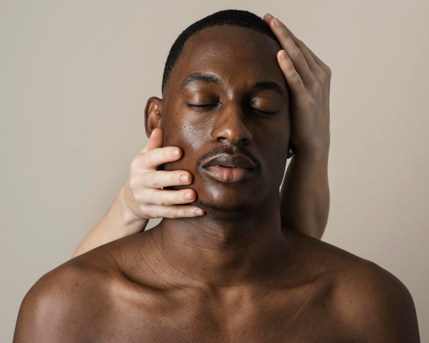 Unlock Radiant Skin with Ogboloju's Regenerative Serum: Holistic Approaches to Clear Skin